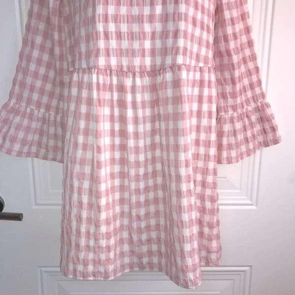 UO Exclusive pink & white textured checked bell ls babydoll dress size XS in EUC - Picture 9 of 16